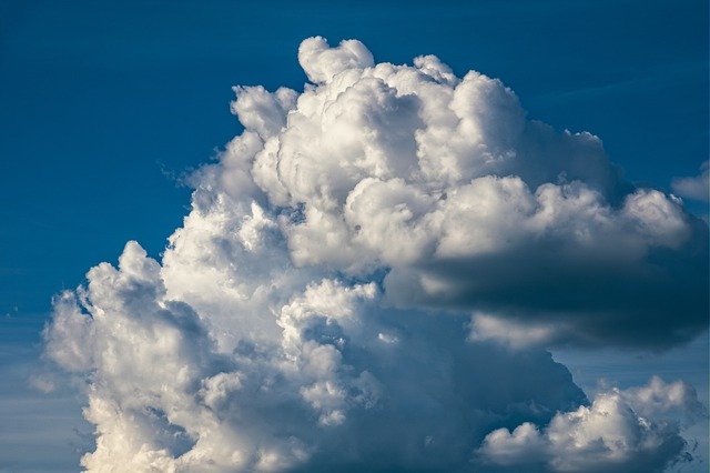 clouds-5348740_640.jpg